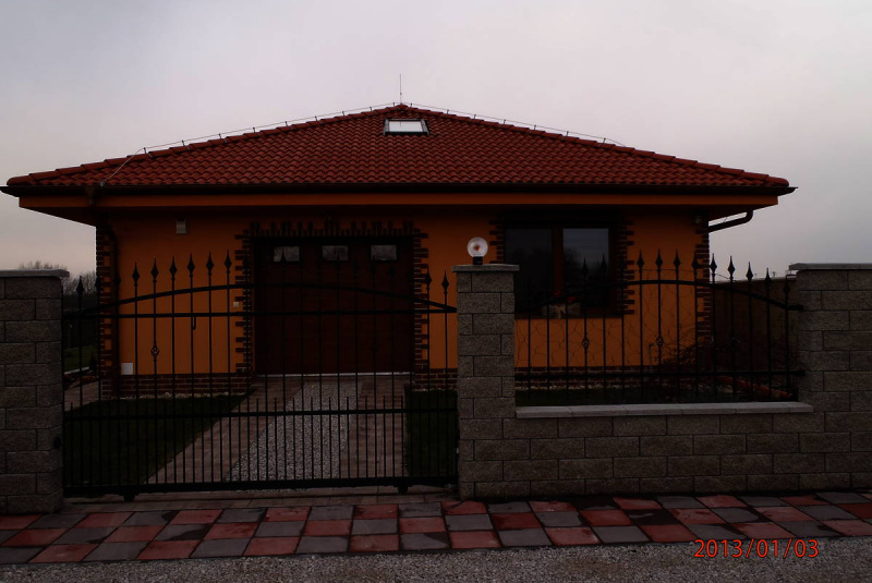  Referencie / Rodinný dom - Kyselica - foto